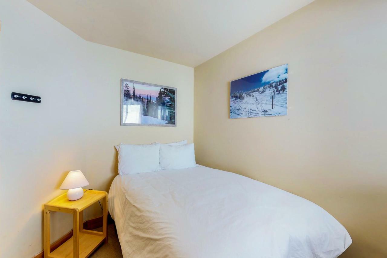 Ferienwohnung South Face B Big White Exterior foto